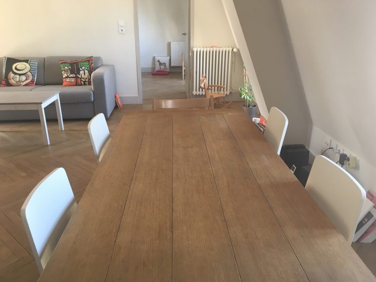 je precise qu’on a eu très belle vue sur la chambre de commerce lyonnaise et sur une place et