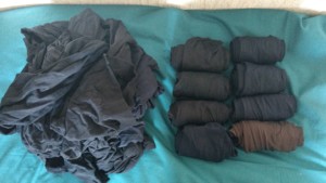 La tâche qui tue: réaliser que j’avais un sac plastique rempli de 22 (rhaaaaa) paires de col